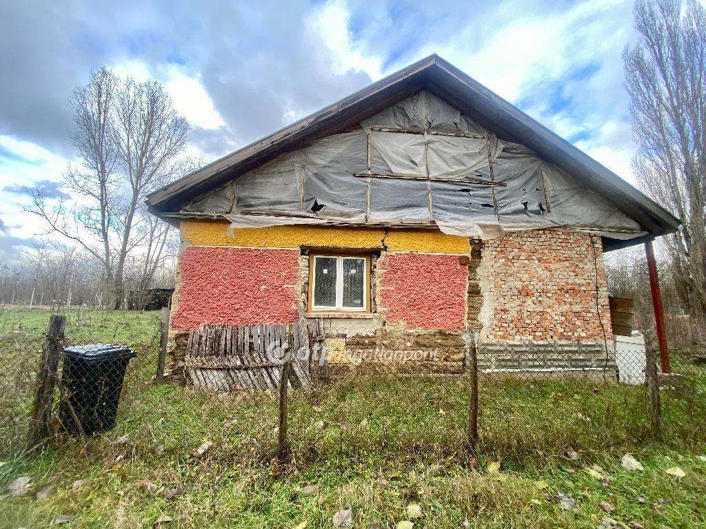 Eladó családi ház Jászberény