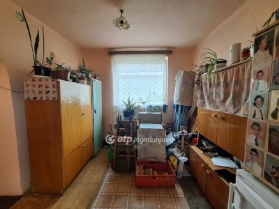 Eladó családi ház Sárrétudvari
