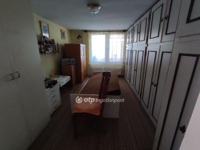 Eladó családi ház Szeged