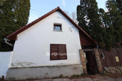 Eladó családi ház Budapest