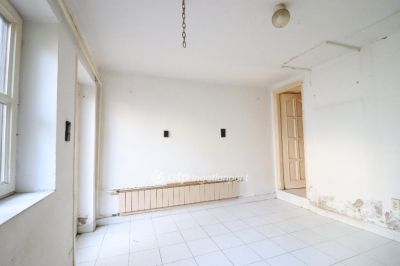 Eladó családi ház Budapest