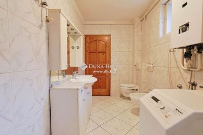 Eladó családi ház Budapest