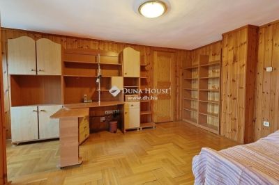 Eladó családi ház Budapest