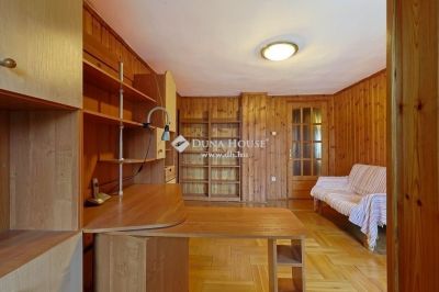 Eladó családi ház Budapest
