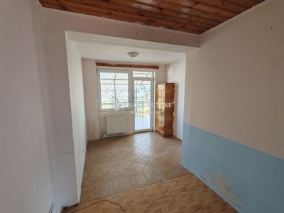 Eladó családi ház Délegyháza