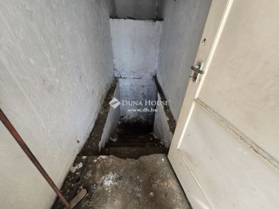 Eladó családi ház Nagykarácsony