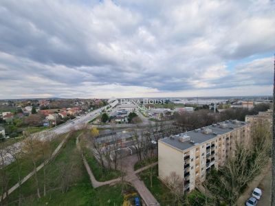 Eladó lakás Székesfehérvár