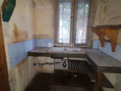 Eladó nyaraló Biatorbágy
