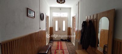 Eladó családi ház Polgár