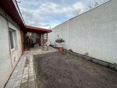 Eladó családi ház Budapest