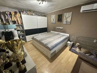 Eladó családi ház Budapest