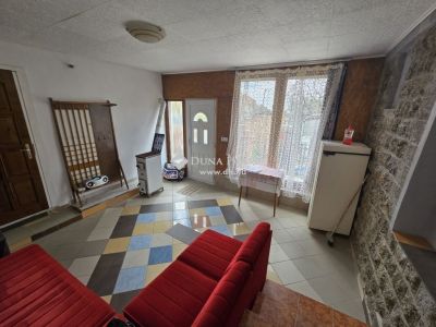 Eladó házrész Pécs