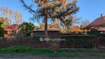 Eladó nyaraló Gárdony
