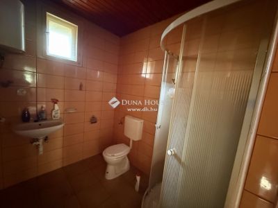 Eladó családi ház Kóka