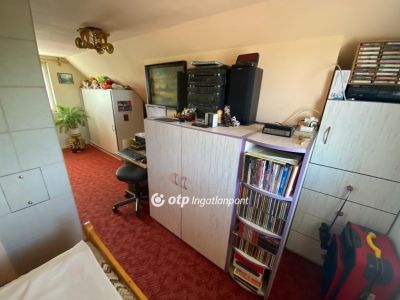Eladó nyaraló Mezőcsát