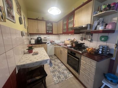 Eladó családi ház Szeged