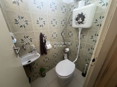 Eladó családi ház Szeged