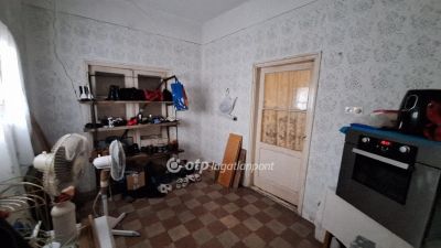 Eladó családi ház Orgovány