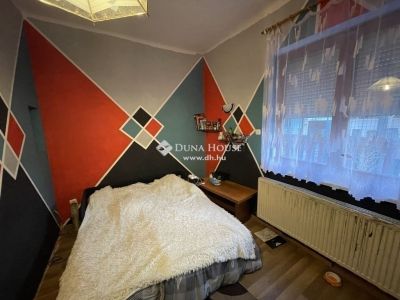 Eladó családi ház Budapest