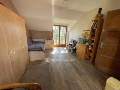 Eladó családi ház Budakeszi