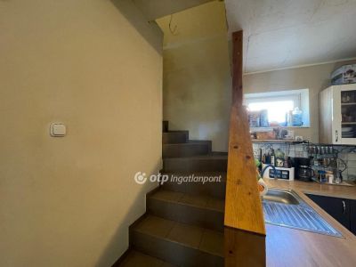 Eladó családi ház Budakeszi
