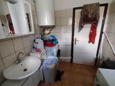 Eladó családi ház Bóly