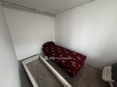 Eladó családi ház Hajdúsámson