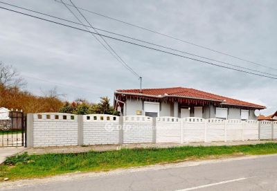 Eladó családi ház Sajószentpéter