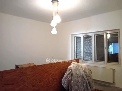 Eladó családi ház Biharkeresztes