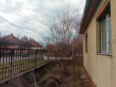Eladó családi ház Biharkeresztes