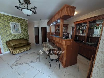 Eladó nyaraló Tiszacsege