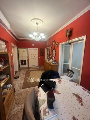 Eladó családi ház Újszilvás
