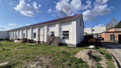 Eladó raktár Kecskemét