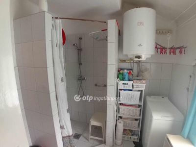 Eladó családi ház Zsámbok