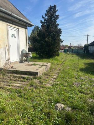 Eladó lakóövezeti telek Szigetszentmiklós