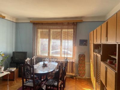 Eladó családi ház Adács