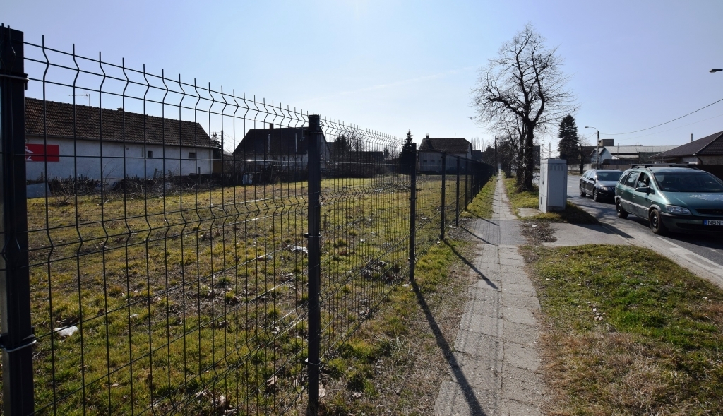 Eladó lakóövezeti telek Debrecen