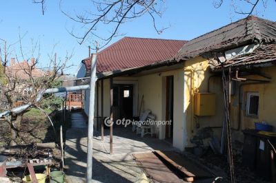 Eladó családi ház Tószeg