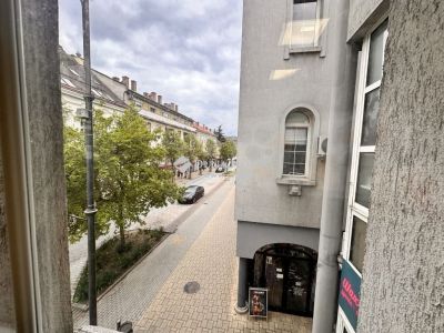 Eladó irodahelység irodaházban Zalaegerszeg