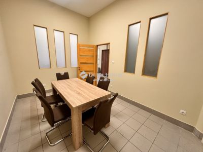 Eladó irodahelység irodaházban Zalaegerszeg
