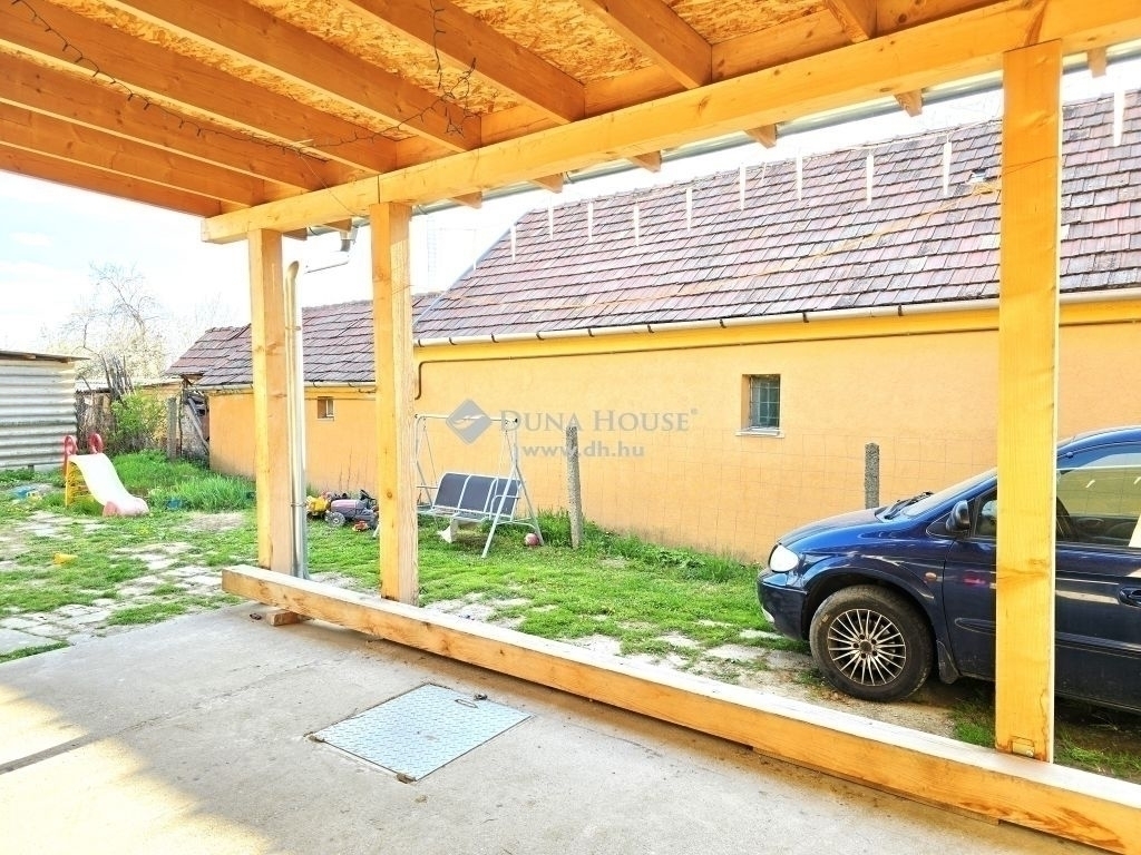 Eladó családi ház Pécs