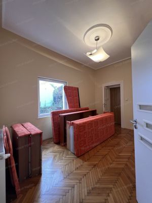 Eladó családi ház Budapest