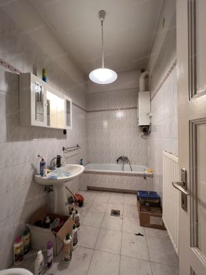 Eladó családi ház Budapest