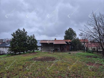 Eladó nyaraló Monor Monorierdő
