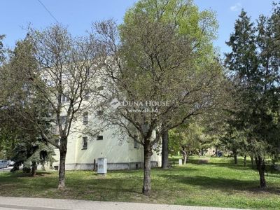 Kiadó lakás Esztergom