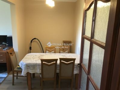 Eladó lakás Székesfehérvár