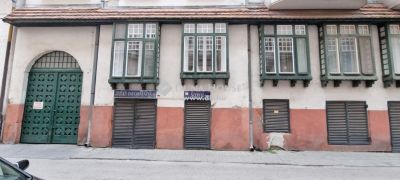 Eladó utcai bejáratú üzlethelység Kecskemét