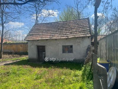 Eladó családi ház Tápiószőlős