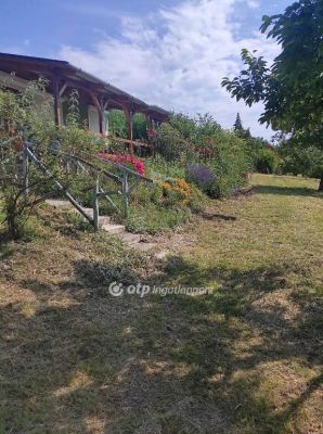 Eladó nyaraló Balatonfüred