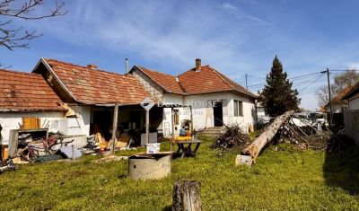 Eladó családi ház Tápióság